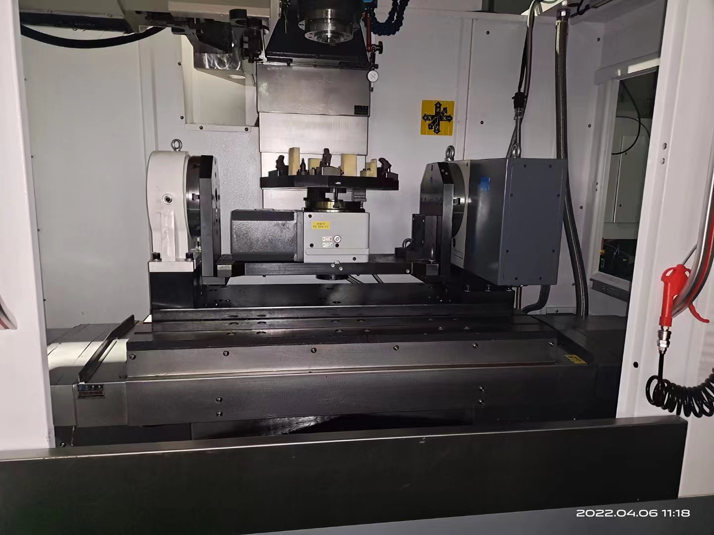 SilverCNC 3+2 axis rotary table application