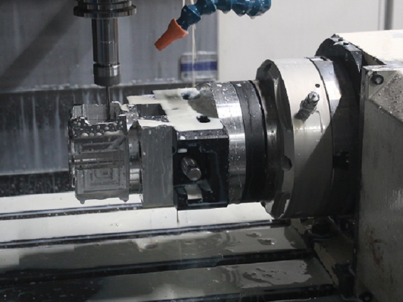 part machining with rotary table